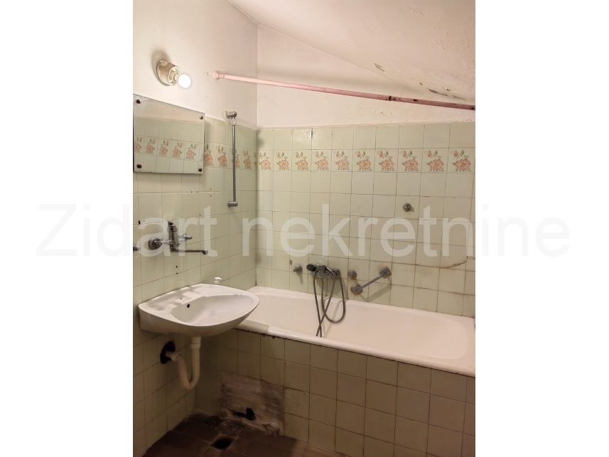 Квартира, 688 м², 70 000$ — FAKTOR
